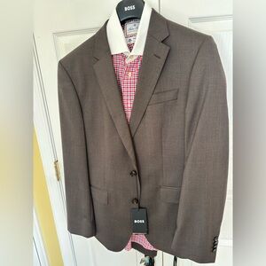 Boss Men's Classic medium brown Suit